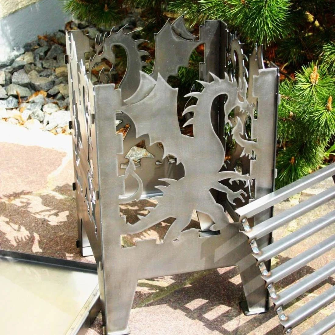 SvenskaV Drache Feuerkorb Rohstahl 30,5x32,0x47cm 2 SvenskaV Drache Feuerkorb Rohstahl 30,5x32,0x47cm – Bild 2