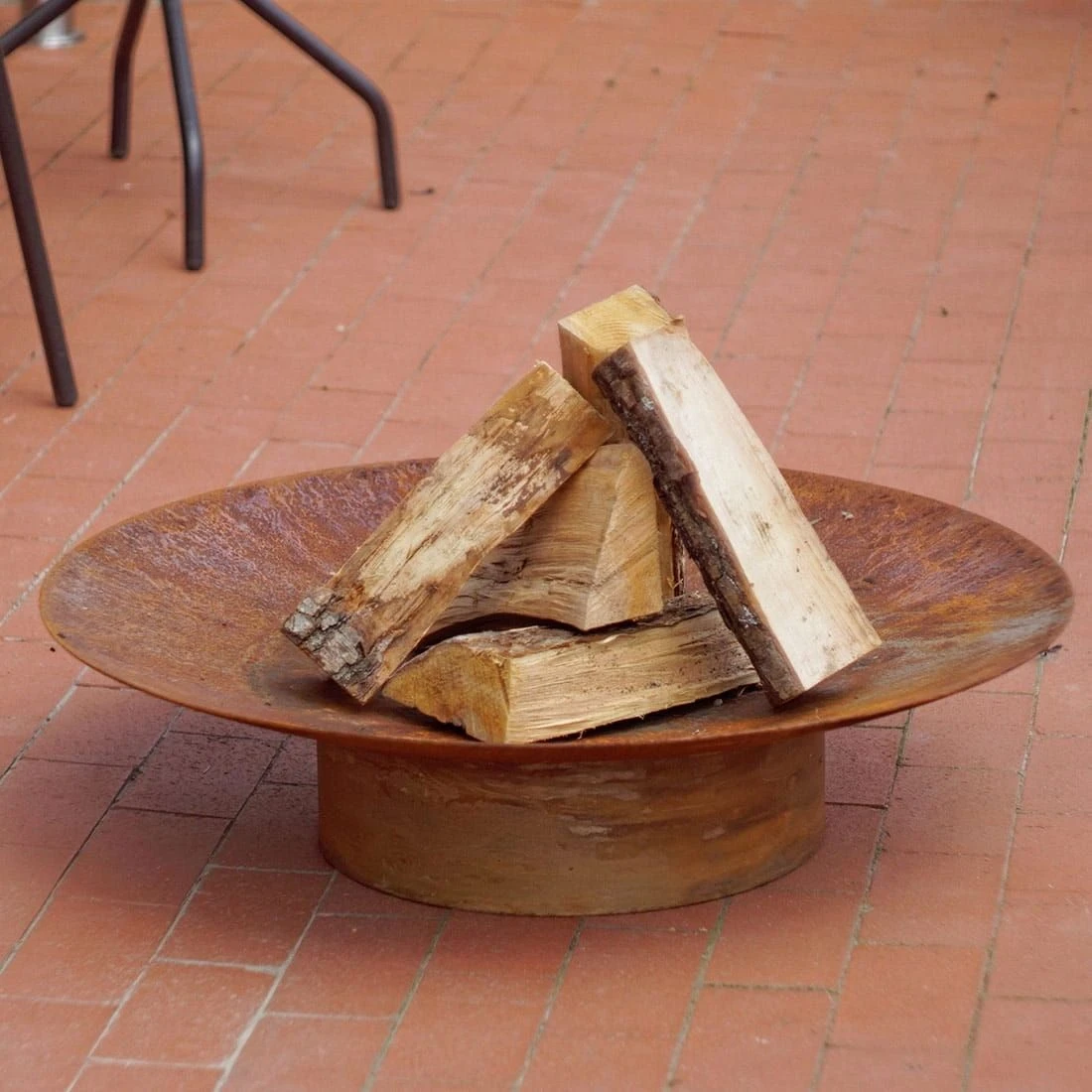 SvenskaV Grace Design-Feuerschale Ø58 X13,6cm Rohstahl 2 SvenskaV Grace Design-Feuerschale Ø58 X13,6cm Rohstahl – Bild 2