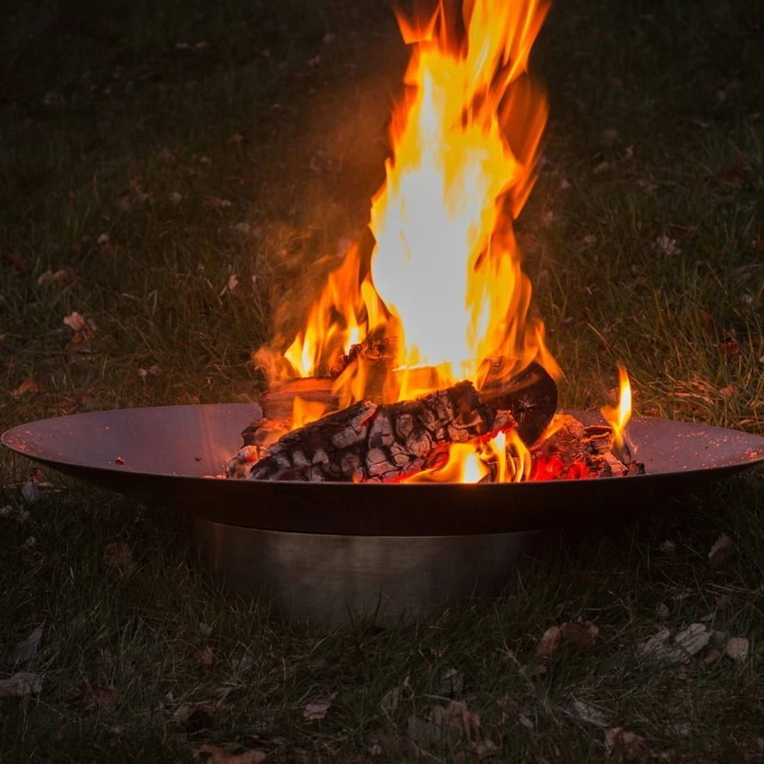 SvenskaV Grace Design-Feuerschale Ø80 X20cm Edel/Rohstahl 3 SvenskaV Grace Design-Feuerschale Ø80 X20cm Edel/Rohstahl – Bild 3