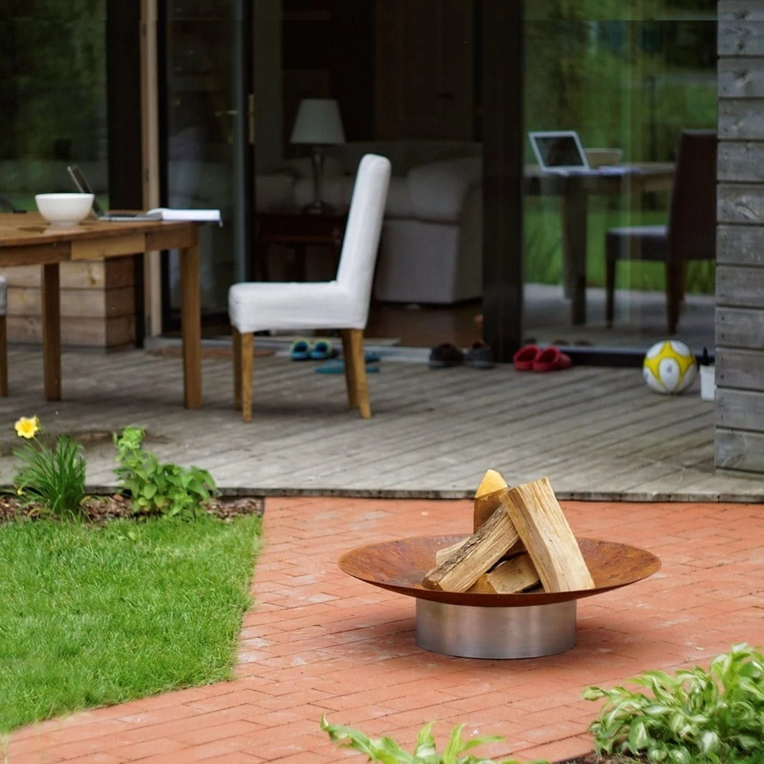 SvenskaV Grace Design-Feuerschale Ø80 X20cm Edel/Rohstahl 6 SvenskaV Grace Design-Feuerschale Ø80 X20cm Edel/Rohstahl – Bild 6