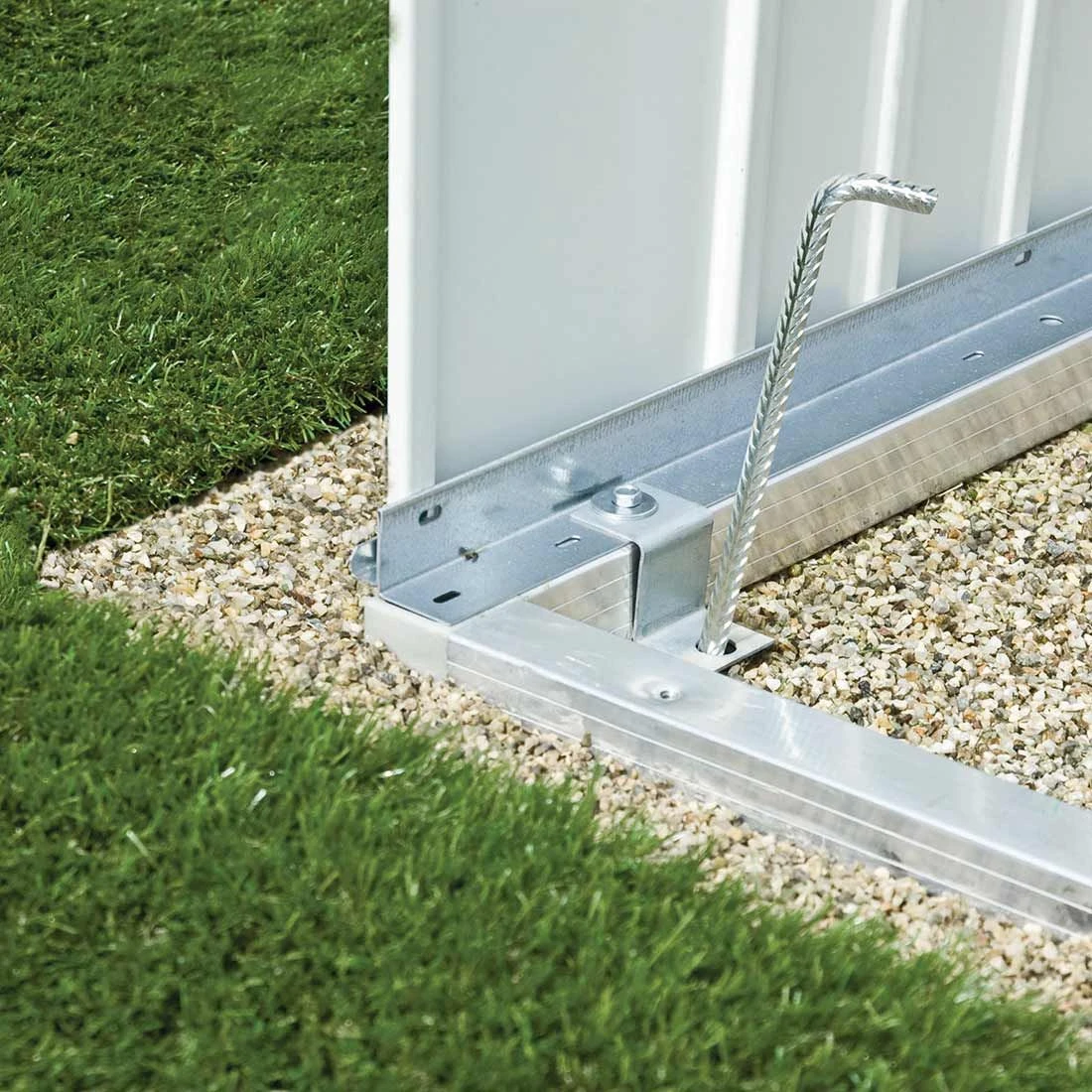 Biohort Neo Gerätehaus Bodenrahmen Silber 1 Biohort Neo Gerätehaus Bodenrahmen Silber