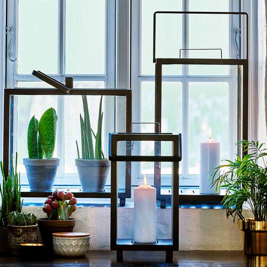 Cane-Line Lighthouse Laterne 23x23x42 Cm Aluminium Lava Grey 7 Cane-Line Lighthouse Laterne 23x23x42 Cm Aluminium Lava Grey – Bild 7