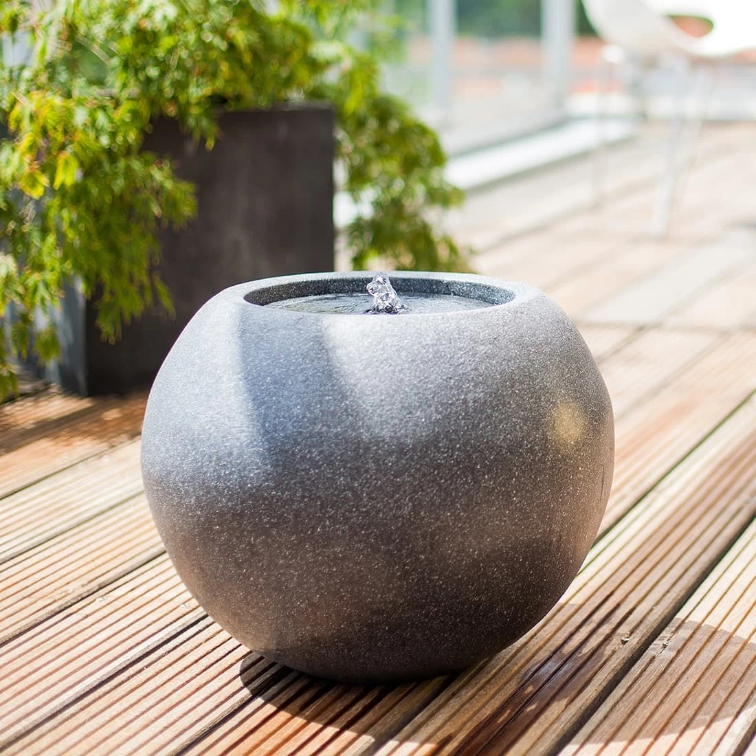 Heissner Ball Jr. LED Gartenbrunnen Polystone Schwarz 2 Heissner Ball Jr. LED Gartenbrunnen Polystone Schwarz – Bild 2