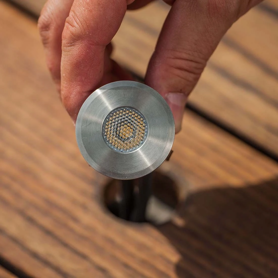 OUTLIV. Smart Light Starter-Set "3 Decklights Mit Transformator" Schwarz/Silber 4 OUTLIV. Smart Light Starter-Set "3 Decklights Mit Transformator" Schwarz/Silber – Bild 4