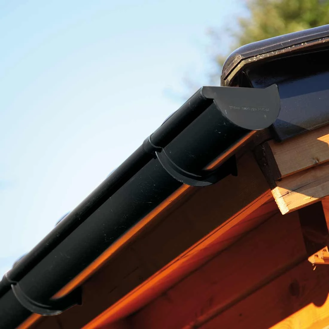 Wolff Finnhaus Dachrinne 402Ax Pult-/Flachdach Kunststoff Anthrazit 1 Wolff Finnhaus Dachrinne 402Ax Pult-/Flachdach Kunststoff Anthrazit